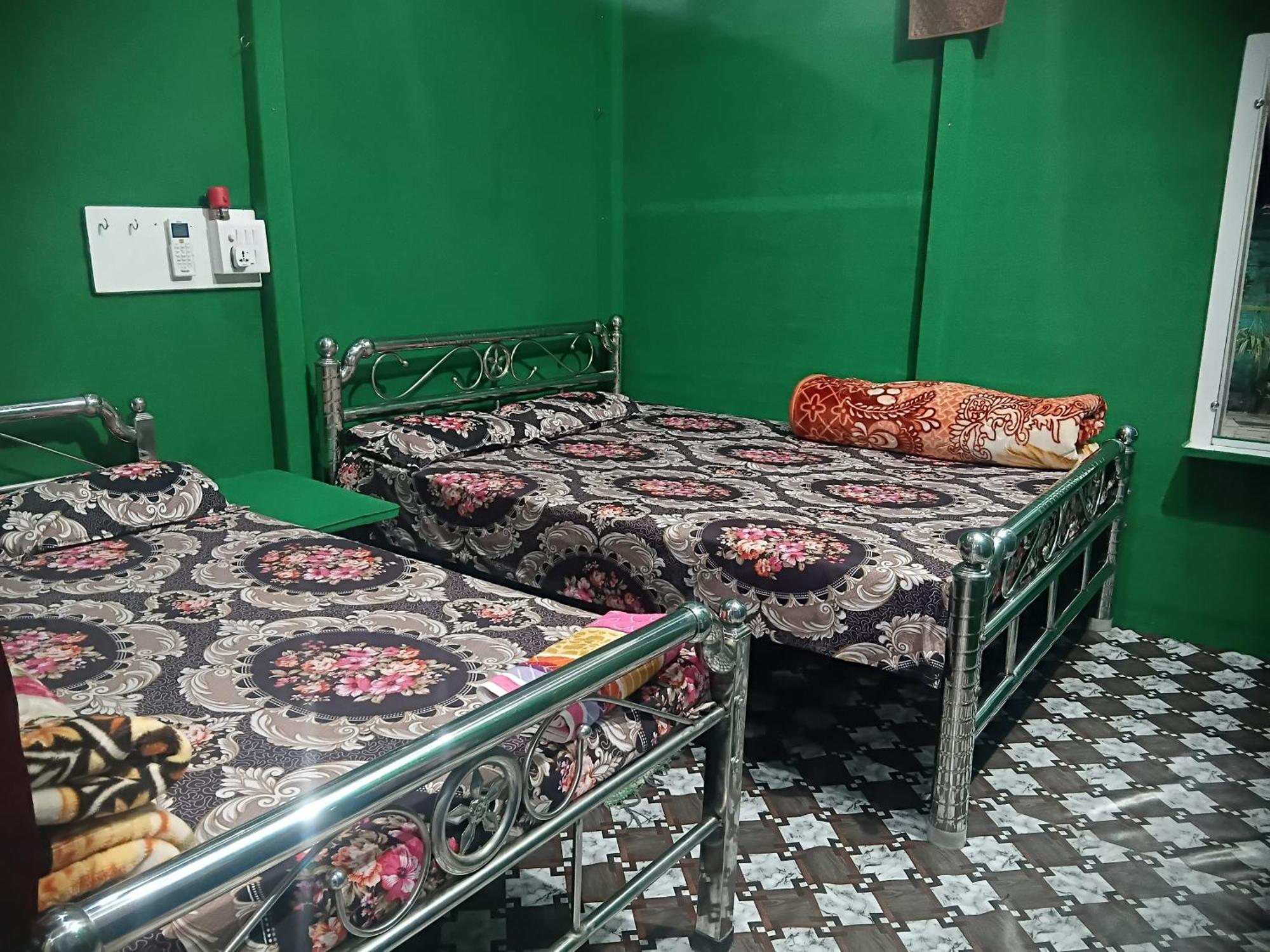 Green View Homestay Siliguri Room photo